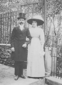 Aristide BULARD et son épouse  Amandine TOUQUETTE. 